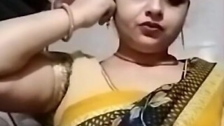Desi Sexy Mom Showing Boob Pussy N Ass