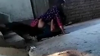 Construction Site Sex Video Of Bangla Lovers
