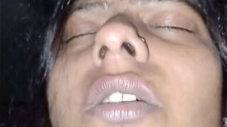 Desi girl Divya riding again